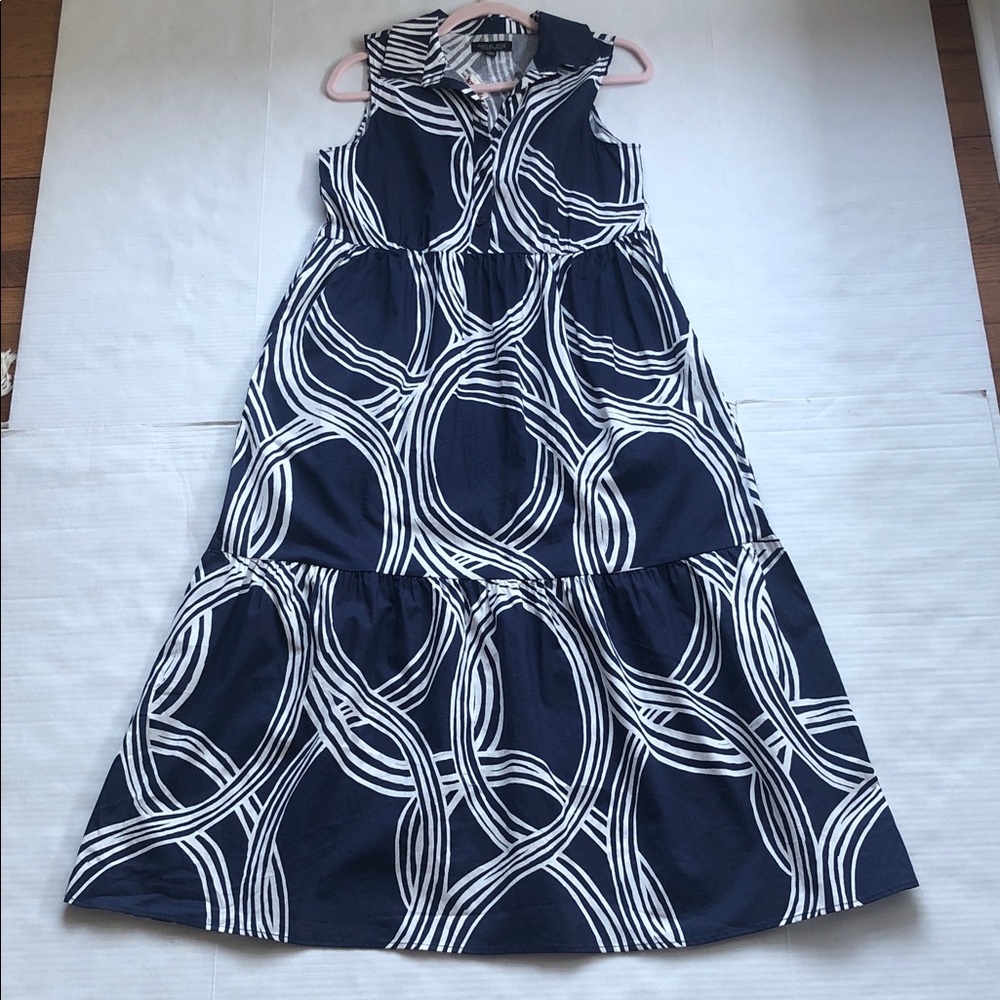 Navy and White Sleeveless Dress